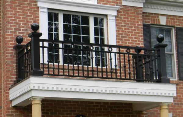 Bold Design Balcony Railing for custom homes